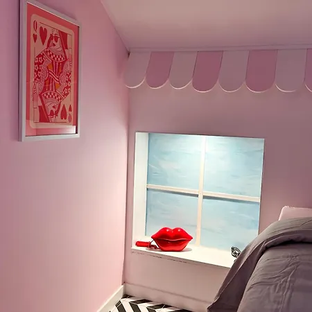 Disco Paradisio Apartment *